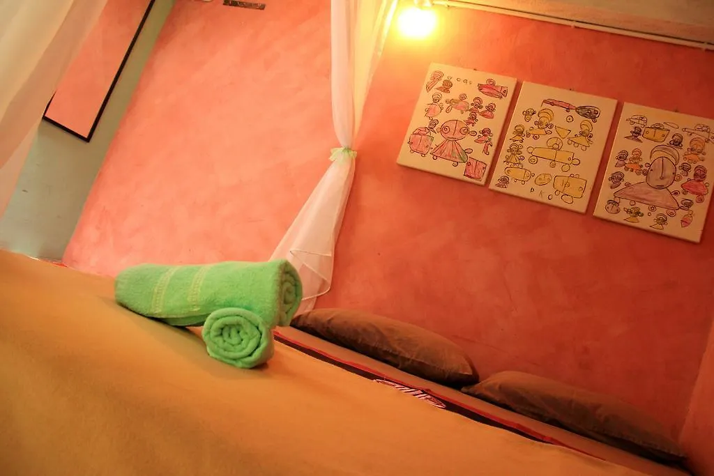 Motel Moontree47 George Town