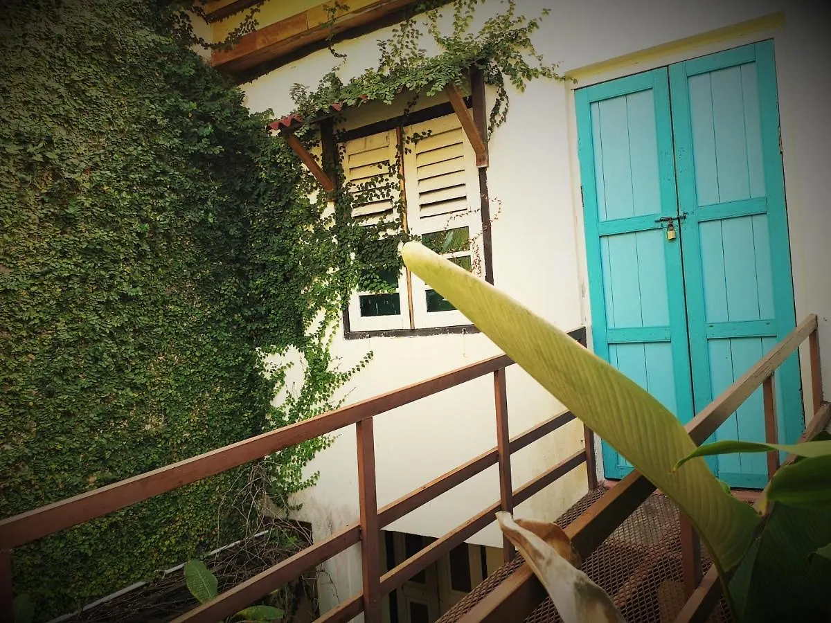 Motel Moontree47 George Town